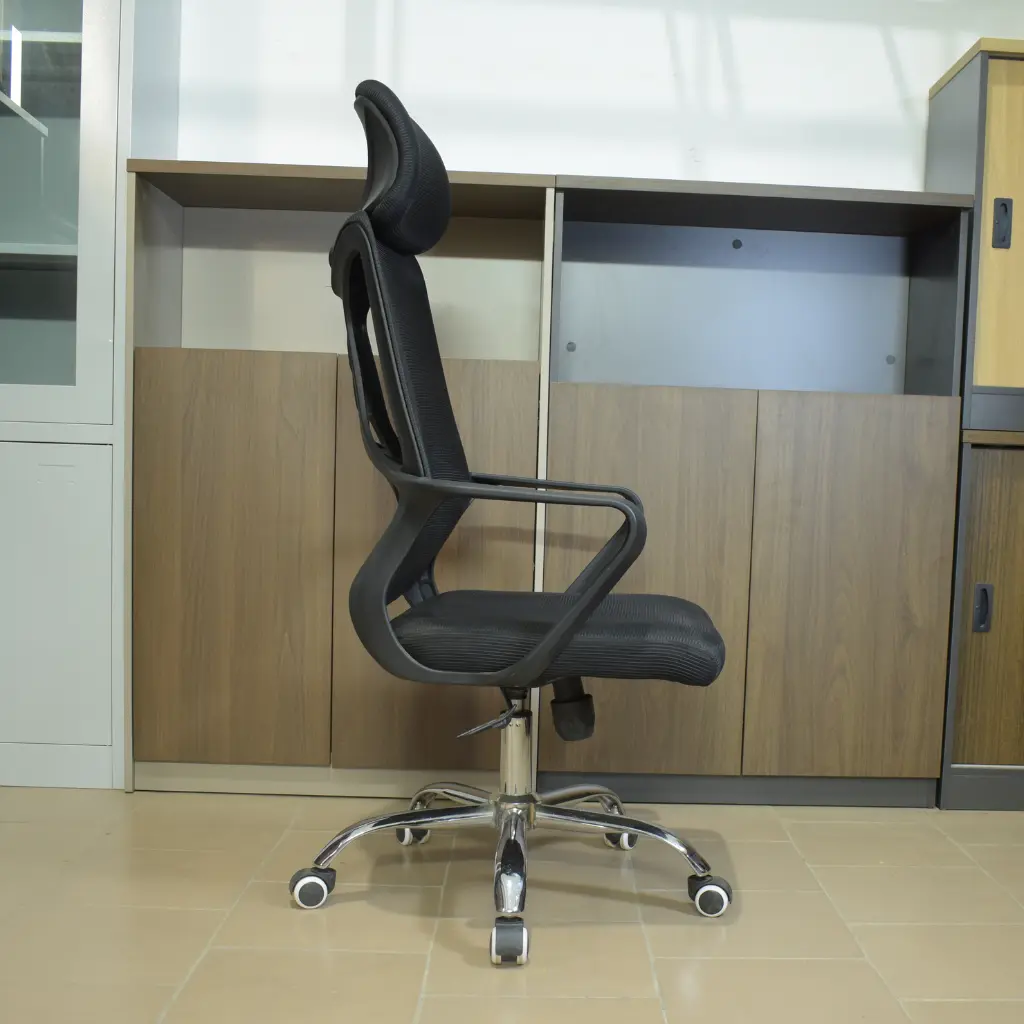 Fauteuil directeur X-02 (3).webp