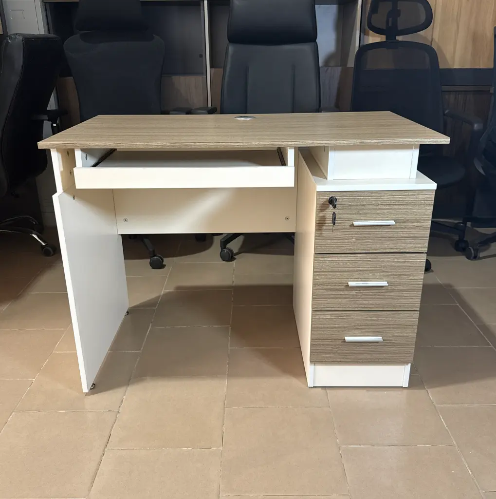 Bureau agent 20N064 (2).webp