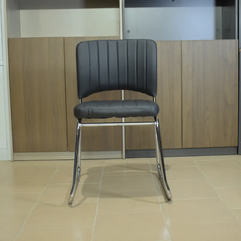 Chaise visiteur BY-013 (1).webp