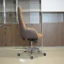 Fauteuil didrecteur (3).webp