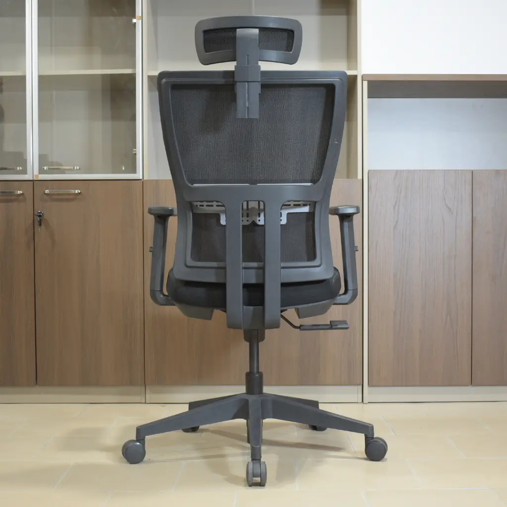 Fauteuil directeur (3).webp