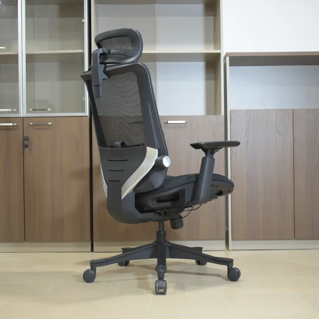 Fauteuil directeur SM (4).webp