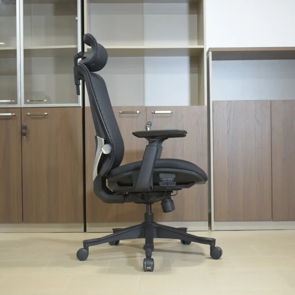 Fauteuil directeur SM (3).webp