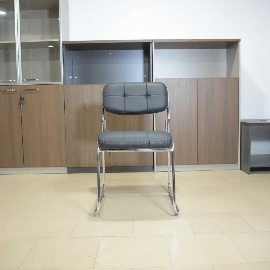 Chaise visiteur 114G (1).webp