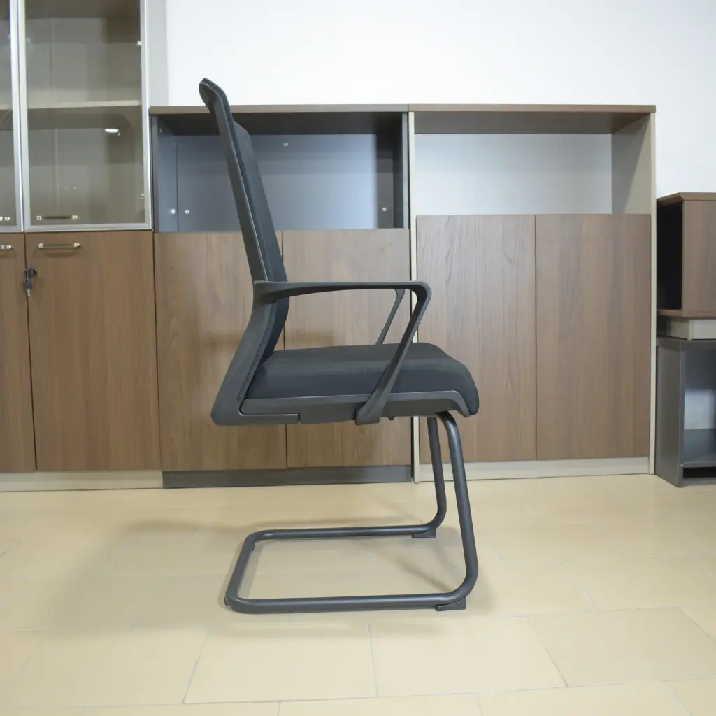 Chaise visiteur directeur (3).webp