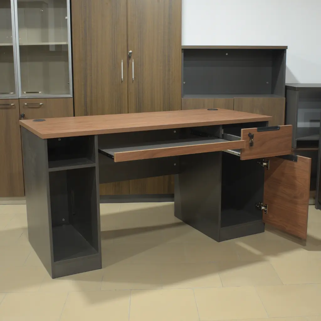 Bureau agent + unité central (3).webp