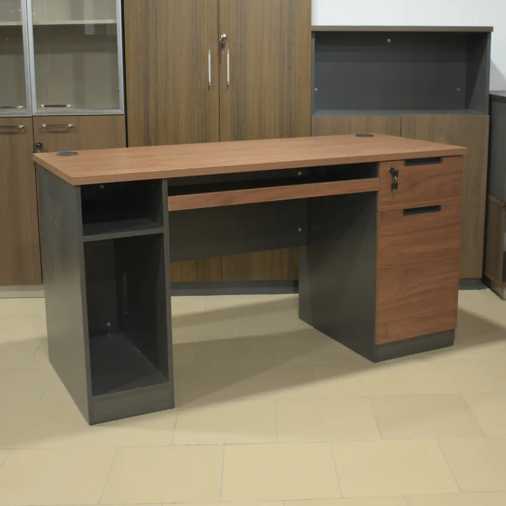 Bureau agent + unité central (2).webp