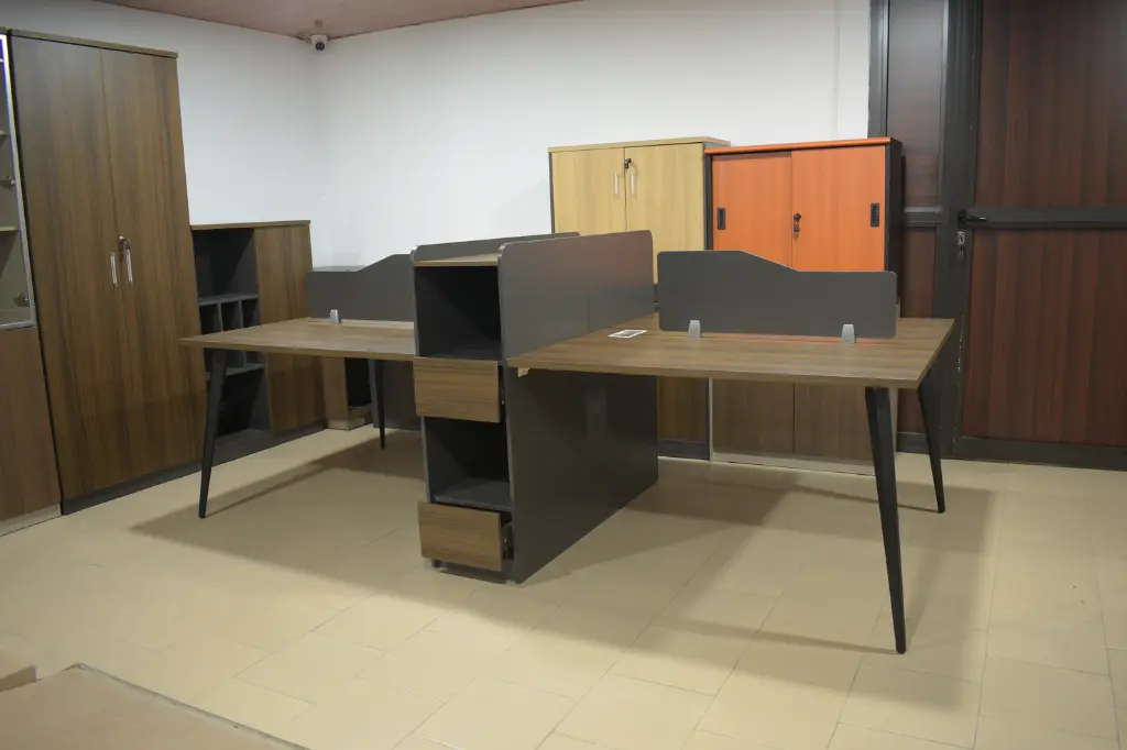 Open Space 4 places