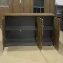 armoire basse à 3 portes battantes