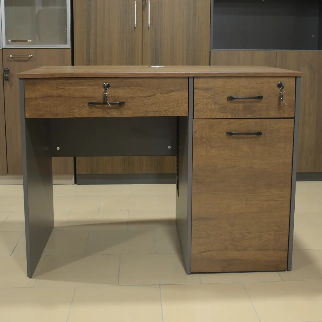 Bureau agent (1).webp