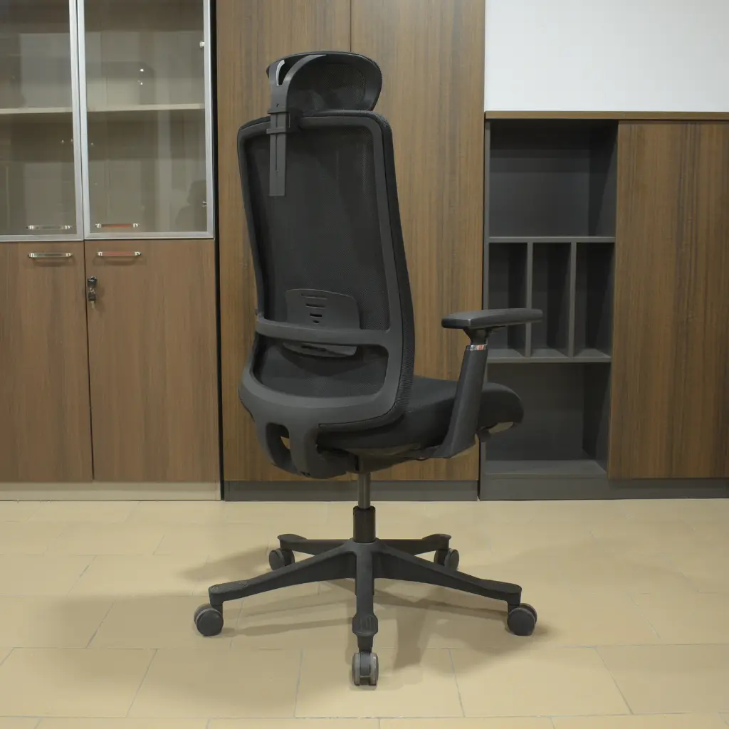 Fauteuil directeur (4).webp