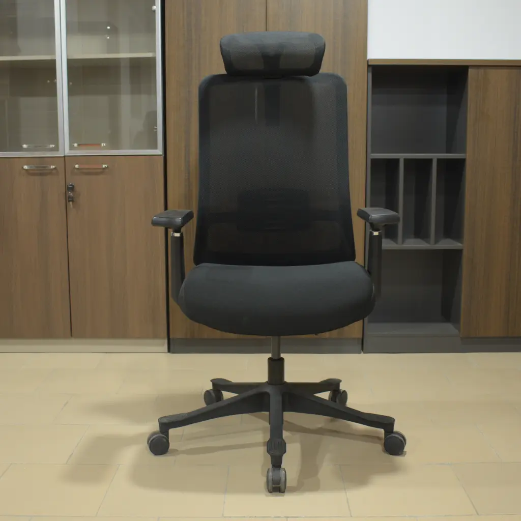 Fauteuil directeur (1).webp