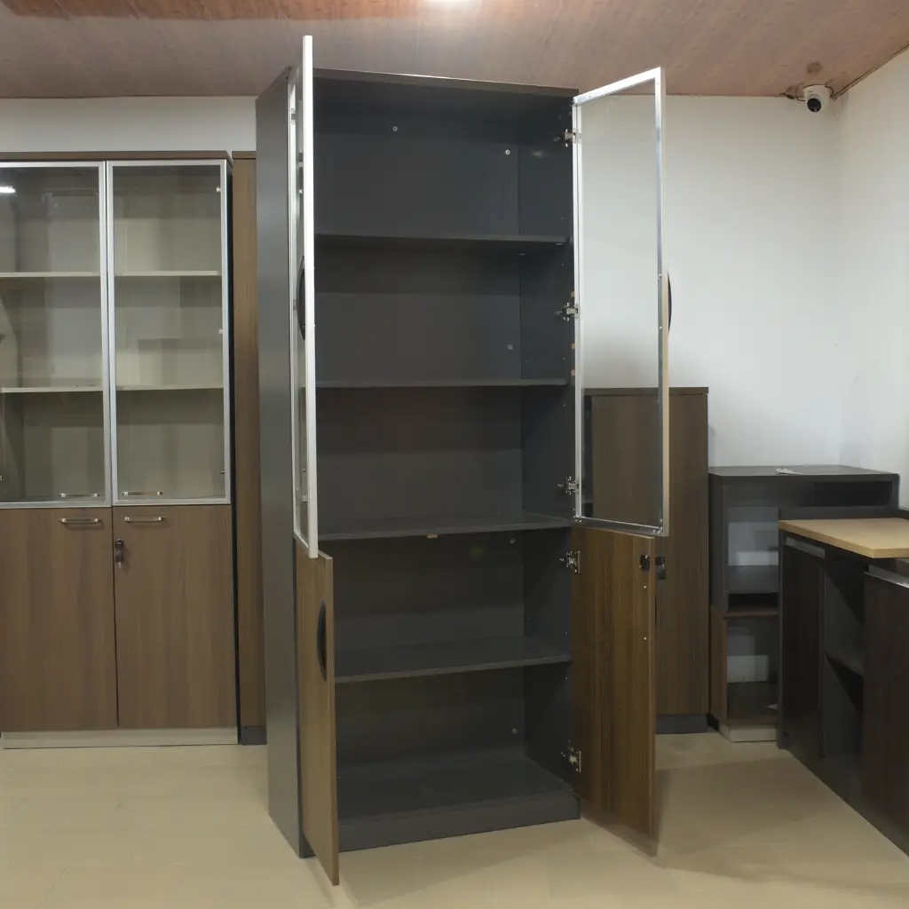 Placard deux battants semi vitré (3).webp