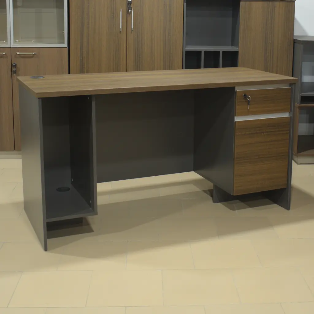 Bureau agent (2).webp