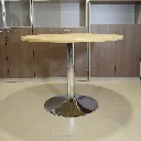 Petite table KL303 (1).webp