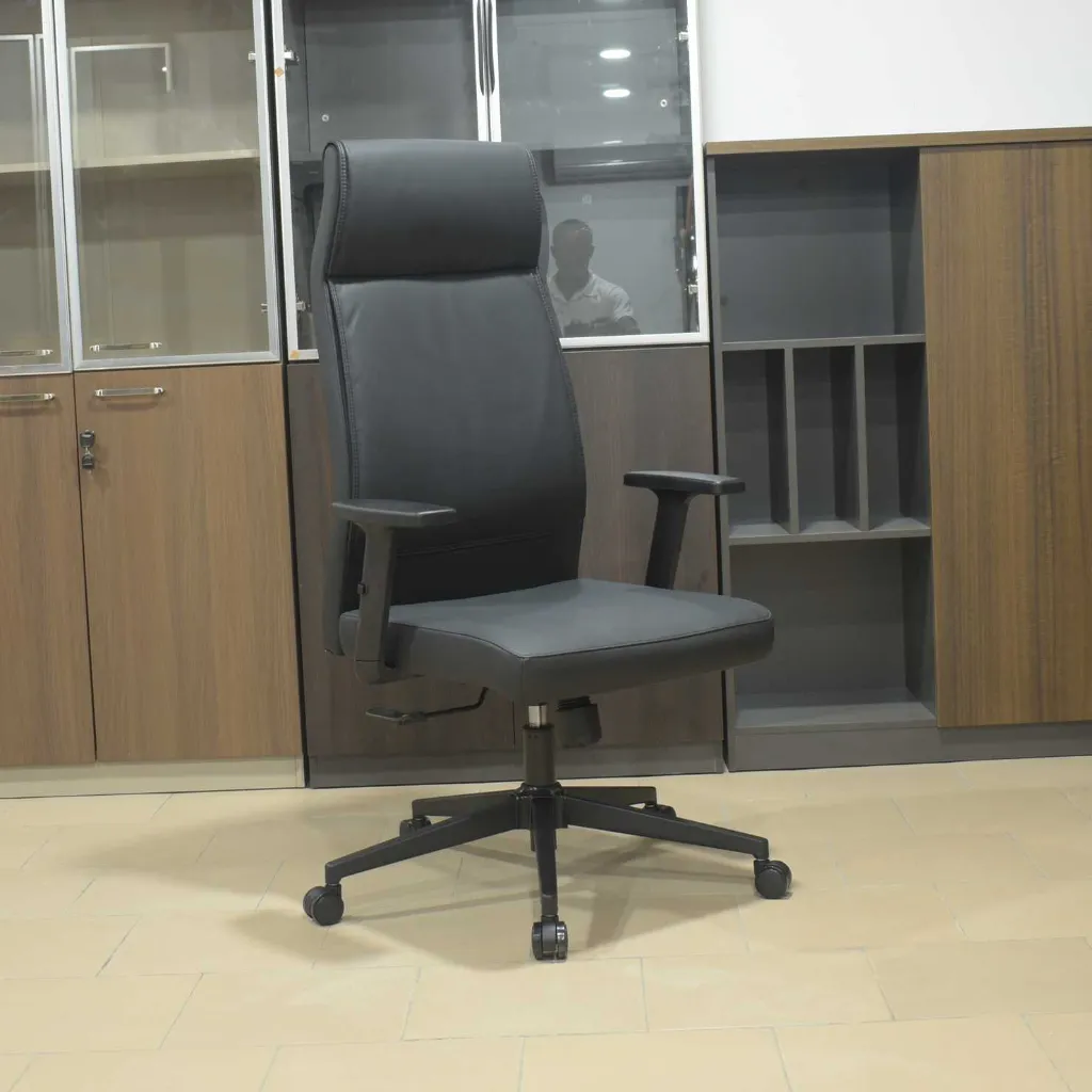Fauteuil directeur AB-62 (2).webp