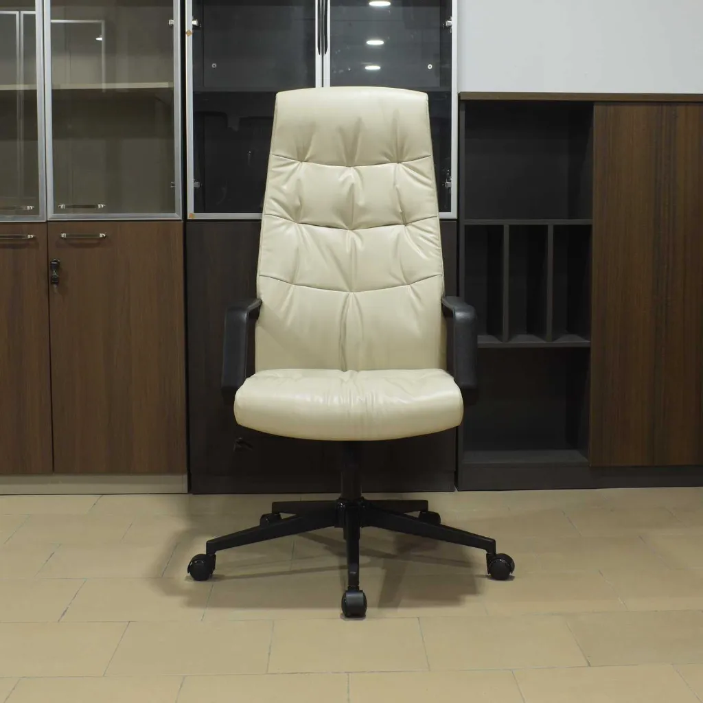 Fauteuil directeur AB-622-OW (1).webp