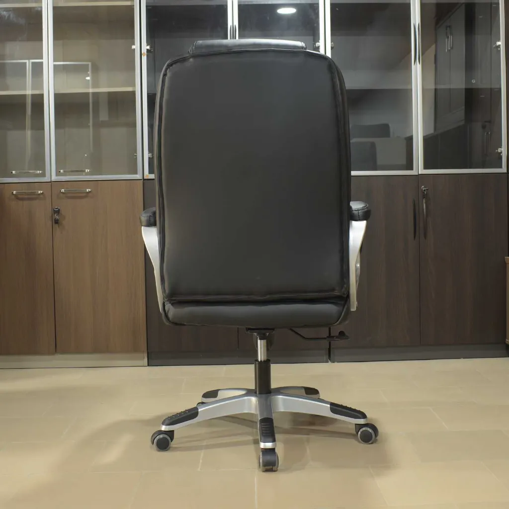 Fauteuil responsable OC-101 (4) - 1K JPEG.webp
